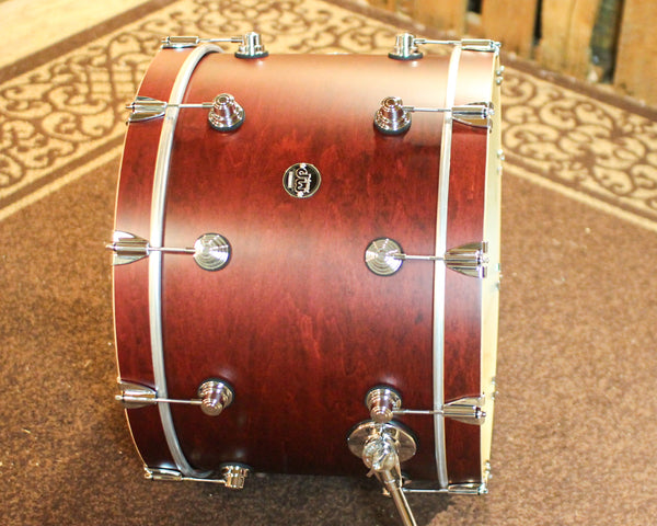 DW Performance Tobacco Stain Bass Drum - 14x22