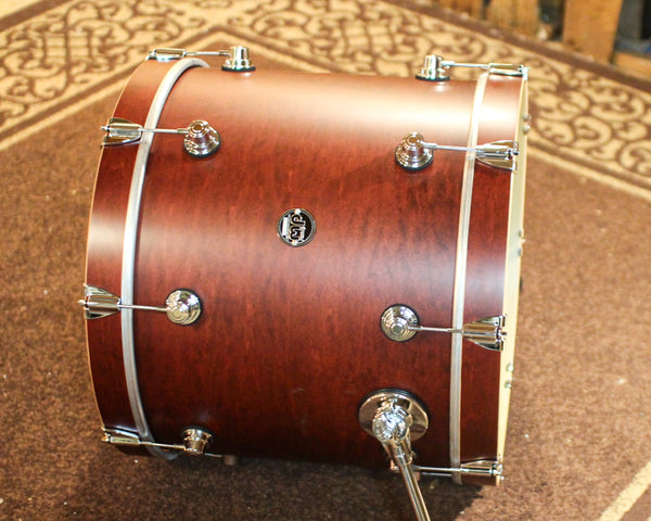 DW Performance Tobacco Stain Bass Drum - 16x20