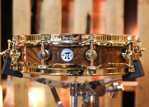 DW 3.14x14 Collector's Maple VLT Light Walnut Stain over Elm Burl Pi Snare Drum - SO#1424829
