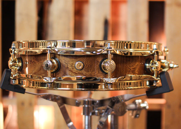 DW 3.14x14 Collector's Maple VLT Light Walnut Stain over Elm Burl Pi Snare Drum - SO#1424829