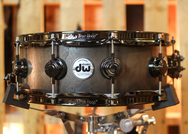 DW 5x14 Collector's Pure Walnut Satin Quick Natural to Ebony Burst Snare Drum - SO#1447187