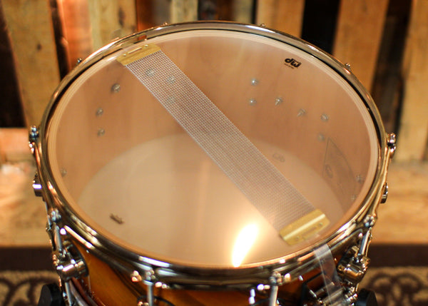 DW 6.5x14 Collector's Maple VLT Almond Burst over Twisted European Walnut Snare Drum - SO#1390008