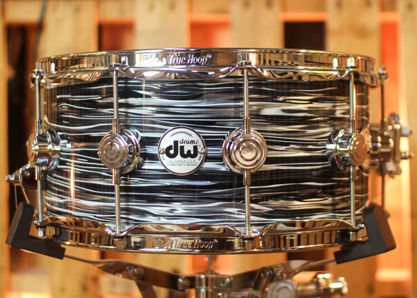 DW 6.5x14 Collector's Maple VLT Black Oyster Snare Drum - SO#1446323
