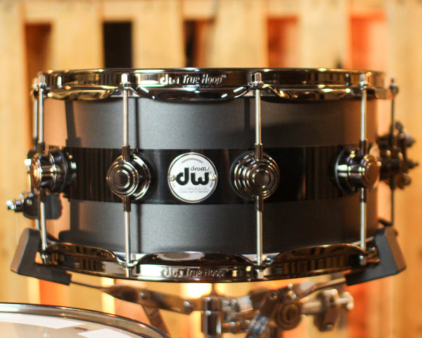 DW Collector's Maple SSC Matte Black Pearl w/ Gloss Black Rally Stripe Drum Set - 22,13,16,14sn - SO#1435202