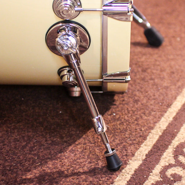 DW Collector's Maple SSC Solid Double Cream Drum Set - 22,10,12,16 - SO#1367490