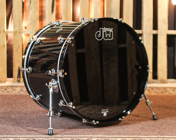 DW Performance Piano Black Lacquer Bass Drum - 18x24