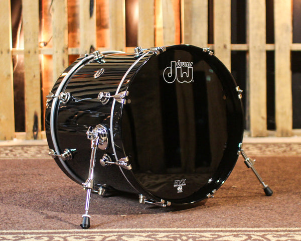 DW Performance Piano Black Lacquer Bass Drum - 16x20