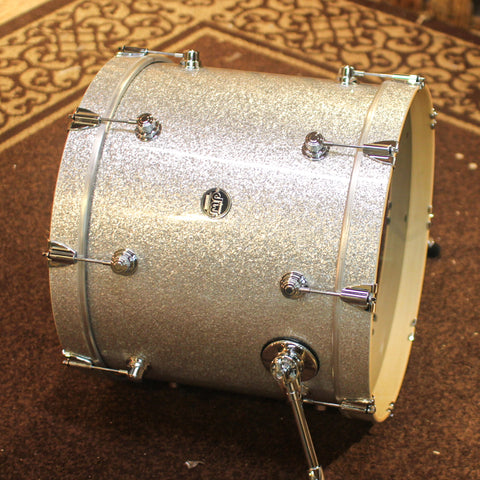 DW Performance Silver Sparkle Bass Drum - 16x20