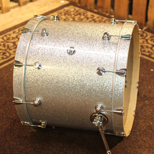 DW Performance Silver Sparkle Bass Drum - 18x22