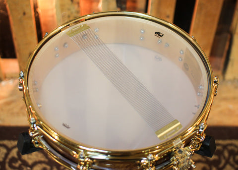 DW 3.14x14 Collector's Maple VLT Light Walnut Stain over Elm Burl Pi Snare Drum - SO#1424829