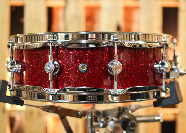 DW 4x14 Collector's Maple VLT Ruby Glass Snare Drum - SO#1350002