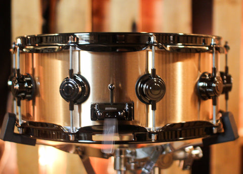 DW 5.5x14 Collector's 3mm Brushed Bell Bronze Snare Drum w/ Black Nickel Hardware - DRVZ5514SVN