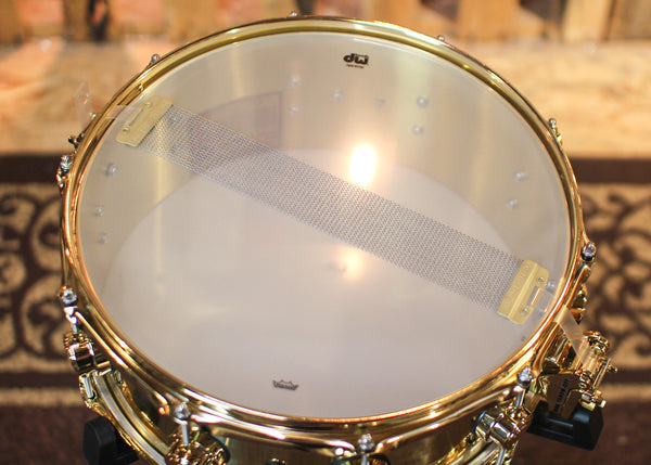 DW 5.5x14 Collector's Bell Brass Snare Drum w/ Gold Hardware - DRVN5514SPG