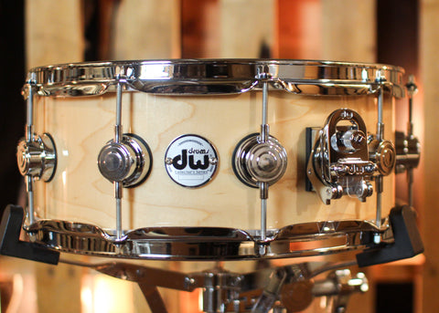DW 5.5x14 Collector's Maple VLT Natural Lacquer Snare Drum - SO#1424773