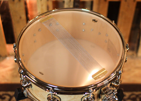 DW 5.5x14 Collector's Maple VLT Natural Lacquer over Birdseye Maple Snare Drum - SO#1409992