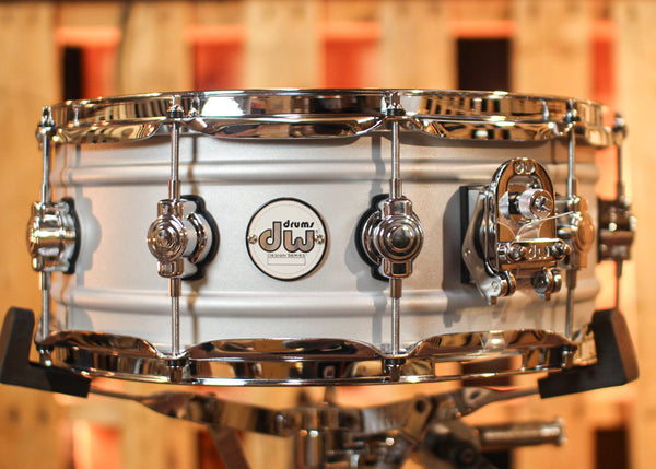 DW 5.5x14 Design Matte Aluminum Snare Drum - DDSD5514MACR