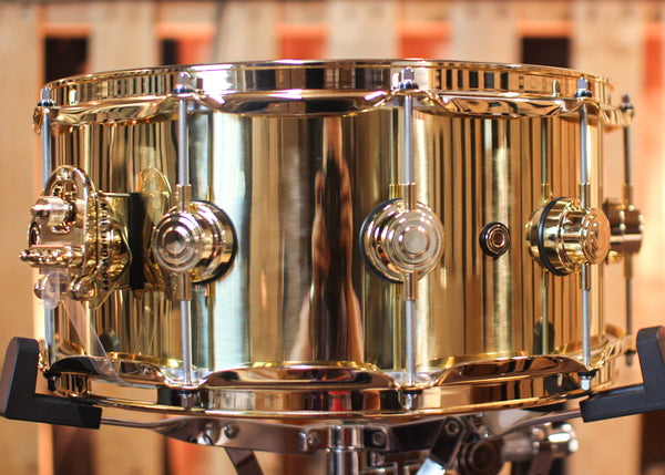 DW 6.5x14 Collector's Bell Brass Snare Drum w/ Gold Hardware - DRVN6514SPG