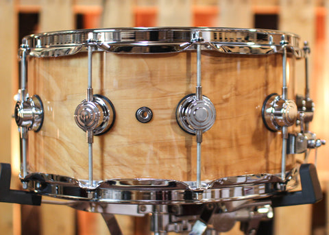 DW 6.5x14 Collector's Maple 333 2-Tone Quilted Maple Snare Drum - SO#1315794