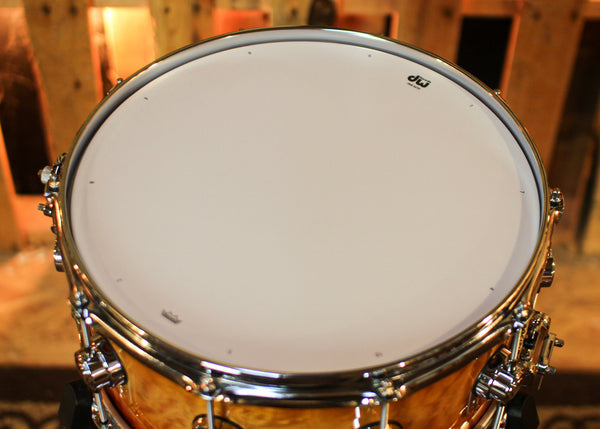 DW 6.5x14 Collector's Maple 333 Almond Burst over Super Quilted Maple Snare Drum - SO#1434411