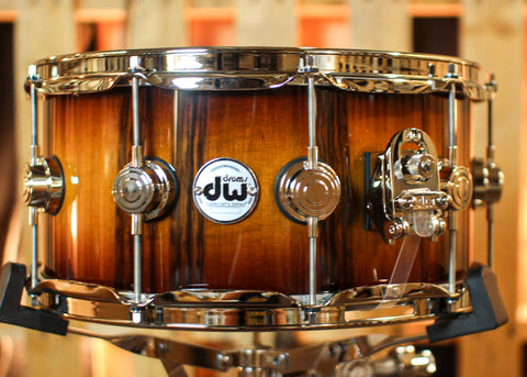 DW 6.5x14 Collector's Maple VLT Almond Burst over Wide Vertical European Walnut Snare Drum - SO#1390009