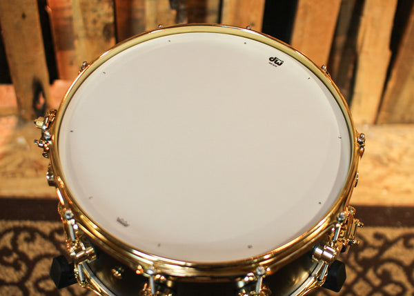 DW 6.5x14 Collector's Satin Black over Brass Snare Drum w/ Gold Hardware - DRVD6514SVGBK