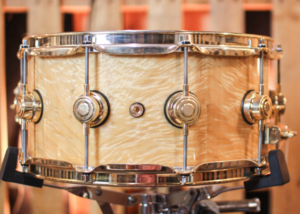 DW 6.5x14 Collector's Standard Maple Angel Pearl Snare Drum - SO#1188869