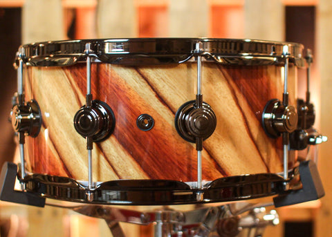 DW 6x14 Collector's Maple VLT Natural Lacquer over Twisted Padauk Snare Drum - SO#1410009