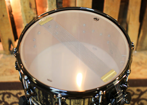 DW 6x14 Collector's Pure Birch Natural Lacquer over Royal Ebony Snare Drum - SO#1409990