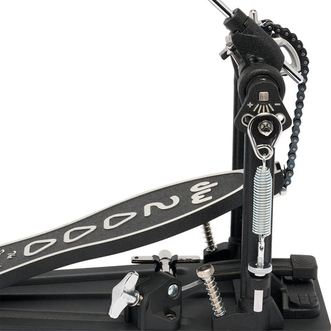 DW 2000 Series Single Chain Drive Single Bass Drum Pedal - DWCP2000A