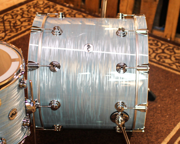 DW Collector's Maple 333 Pale Blue Oyster Drum Set - 22,10,12,14,16 - SO#1382083