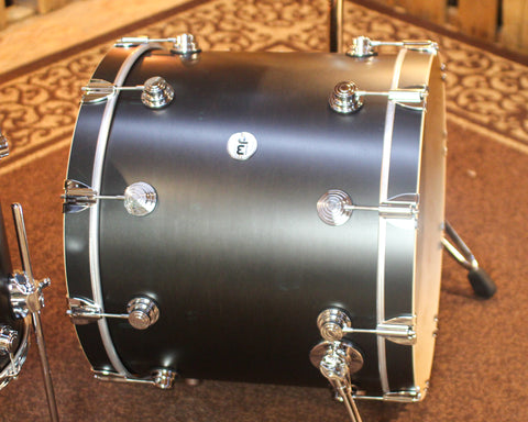 DW Collector's Maple SSC Ebony Satin Oil Drum Set - 22,8,10,12,14,16 - SO#1449939