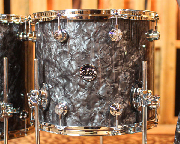 DW Performance Black Diamond 5pc Drum Set - 18x22, 8x10, 9x12, 12x14, 14x16