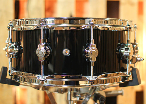 DW Performance Gloss Black Snare Drum - 5.5x14