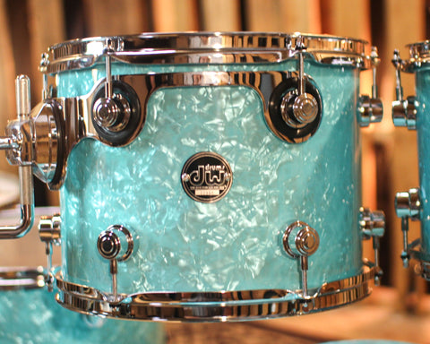DW Performance Seafoam Marine 6pc Drum Set - 18x22,7x8,8x10,9x12,12x14,14x16
