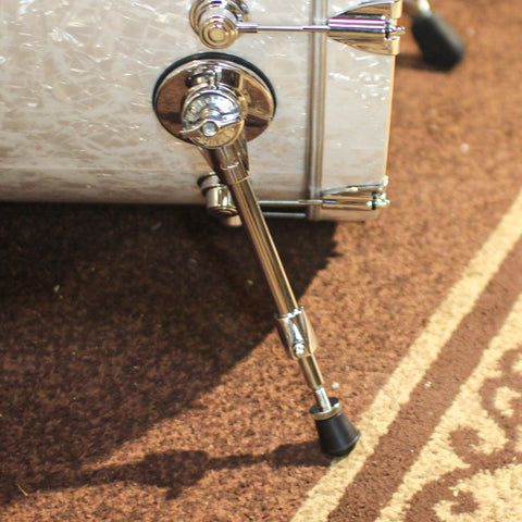 DW Performance White Marine Pearl 6pc Drum Set - 18x22, 7x8, 8x10, 9x12, 12x14, 14x16