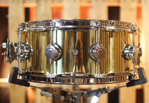 DW 5.5x14 Collector's Bell Brass Snare Drum - DRVN5514SPC