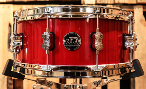 DW Performance Candy Apple Snare Drum - 5.5x14 - Old Style Lugs