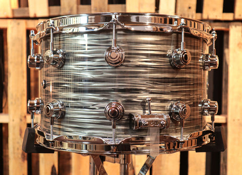 DW Performance Pewter Oyster Snare Drum - 8x14