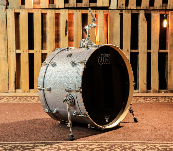 DW Performance Silver Sparkle Kick Drum - 14x22 - Installed DWCP7771