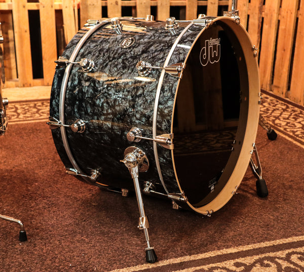 DW Performance Black Diamond Drum Set - 14x22,7x8,8x10,9x12,12x14,14x16,5.5x14