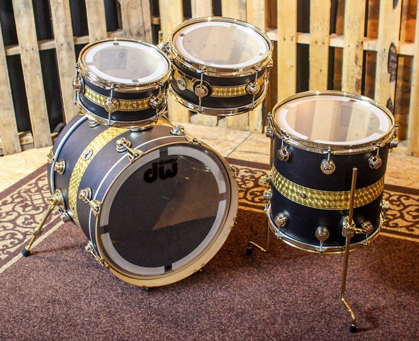 DW Collector's Gold Leaf Rally Stripe Over Ebony Kit - 20,10,12,14 - SO#1153902