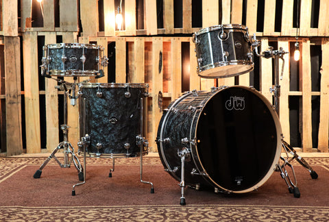 DW Performance Black Diamond Drum Set - 14x22,9x13,16x16,6.5x14