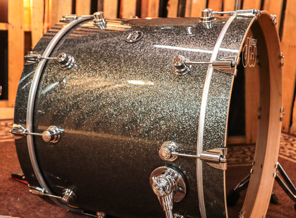 DW Performance Pewter Sparkle Drum Set - 18x22,8x10,9x12,12x14,5.5x14