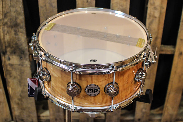 DW Collector's Maple Natural Lacquer Over Olive Ash Burl 6.5x14 - SO# 1101153